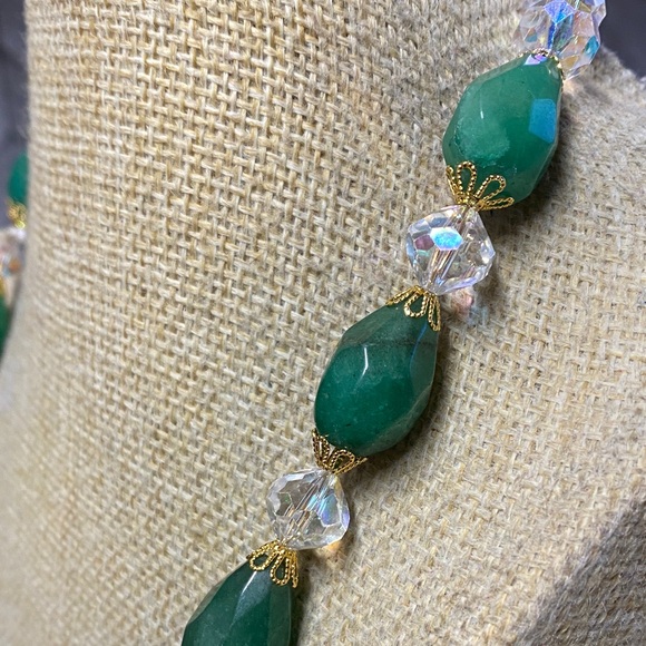 Emerald Crystal 18 in Necklace Aprilsplace - Picture 4 of 12